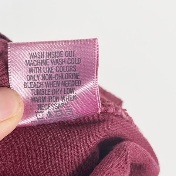 Francescas Harper Red Distressed Cut Off Shorts Womens Size 27 Cotton Stretch - Picture 8 of 8